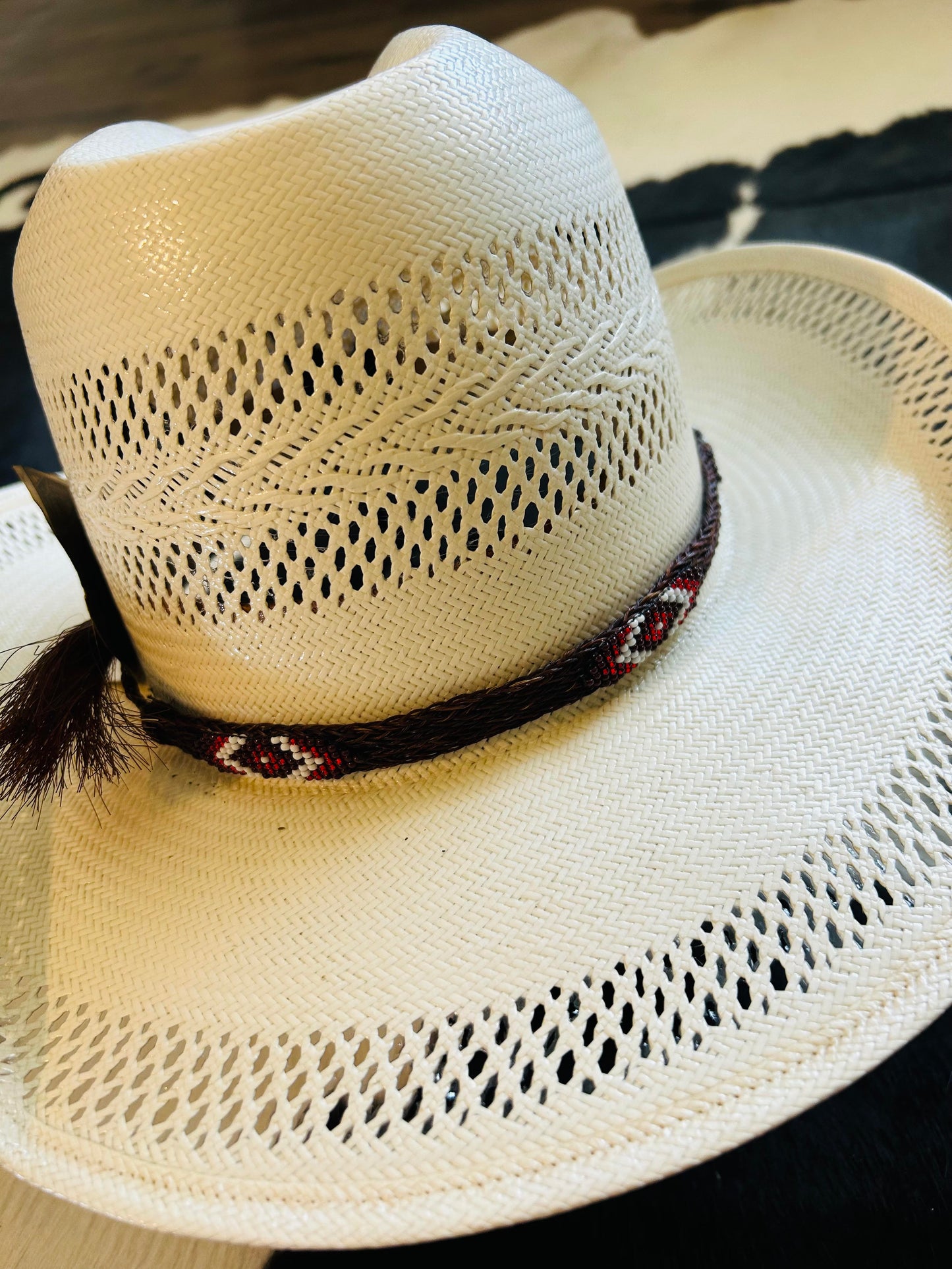 Horsehair Beaded Hat Band - Red Roan